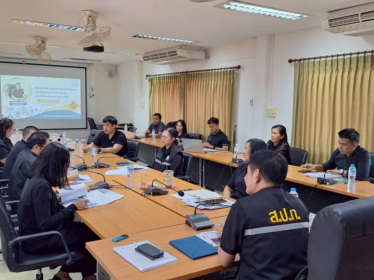 title - ผู้ตรวจราชการ ส.ป.ก. ประชุมตรวจราชการและติดตามความก้าวหน้าผลการดำเนินงานตามแผนการตรวจราชการของผู้ตรวจราชการสำนักงานการปฏิรูปที่ดินเพื่อเกษตรกรรม ประจำปีงบประมาณ พ.ศ. 2569 รอบที่ 1 เขตตรวจราชการที่ 10 จังหวัดอุดรธานี